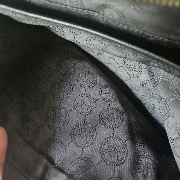 Michael Kors Purse - Picture 4 of 7